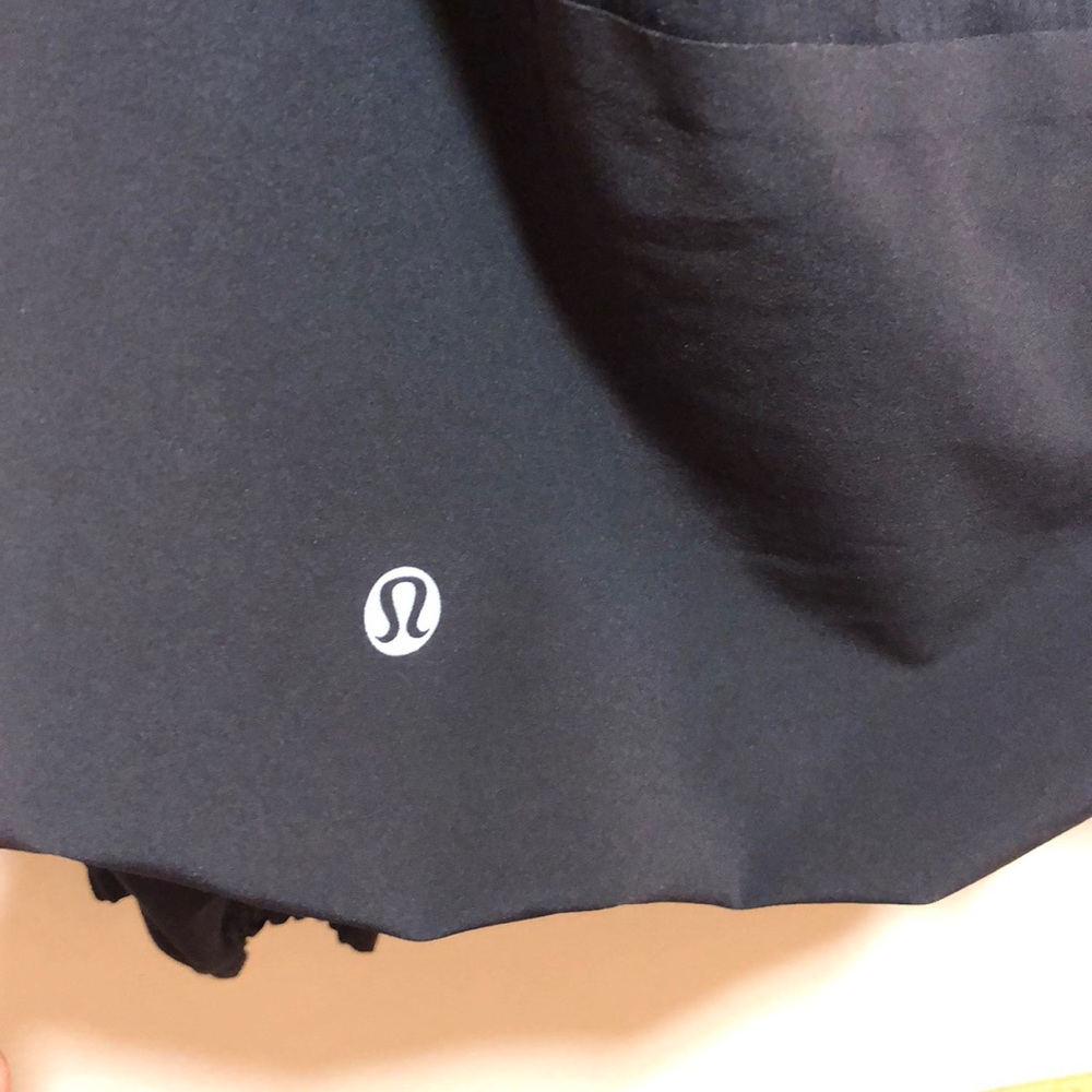 Lululemon black jacket - Picture 3 of 6
